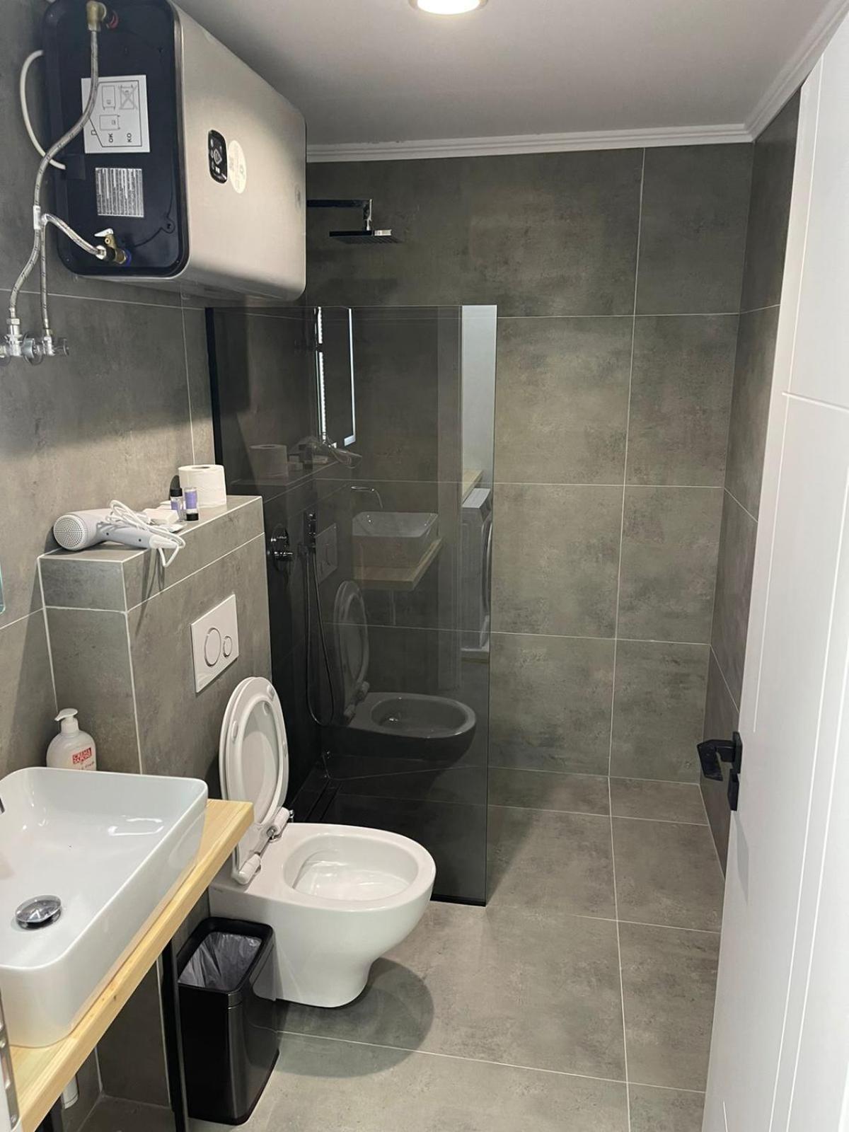 Aries Apartments Sarandë Eksteriør bilde