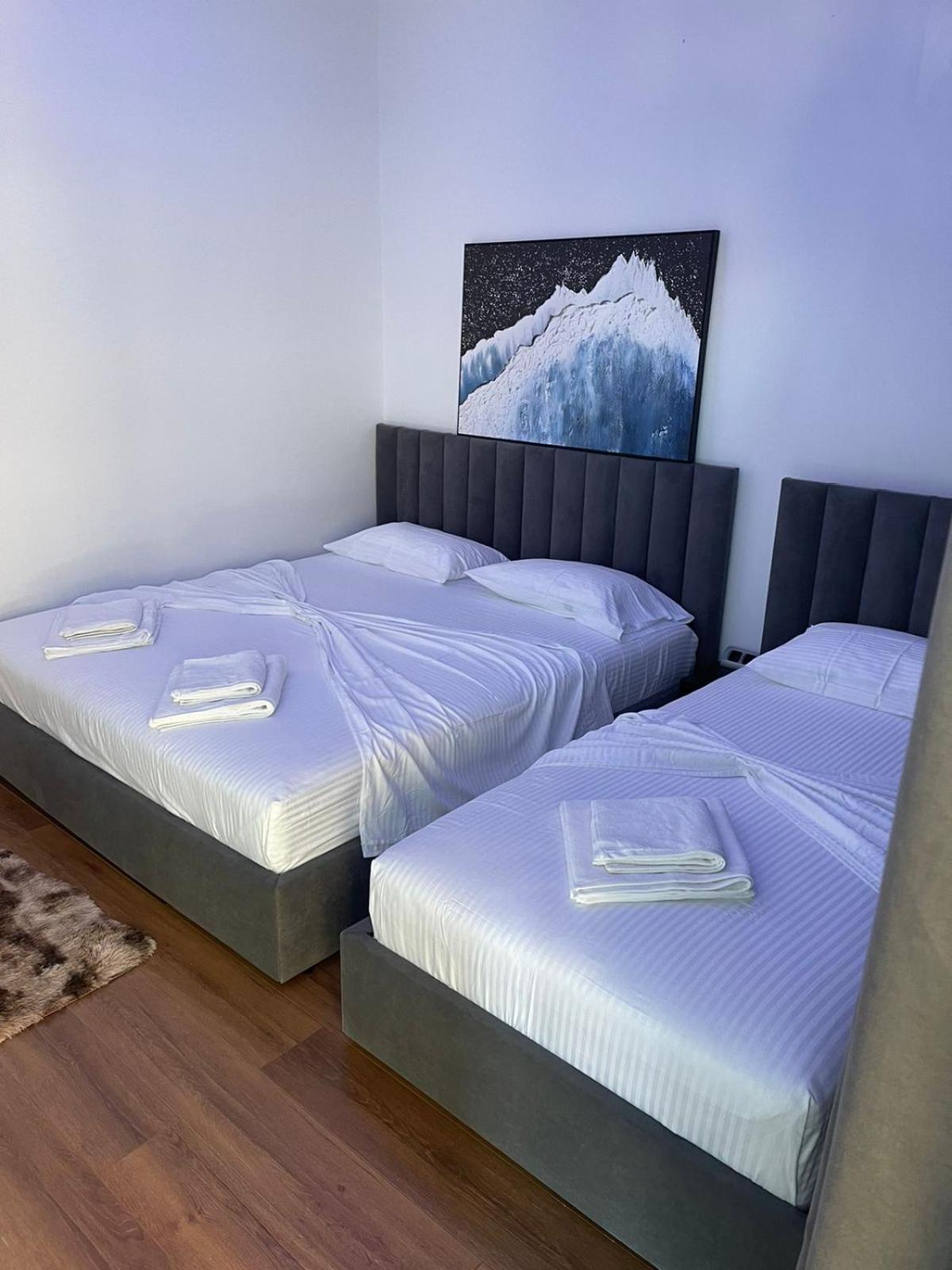 Aries Apartments Sarandë Eksteriør bilde