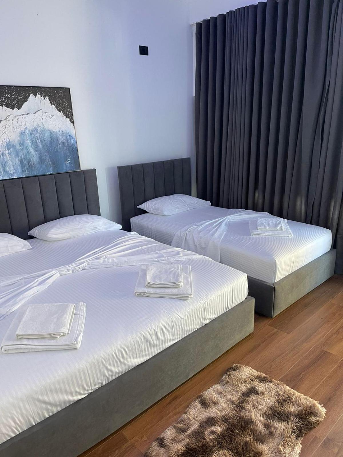 Aries Apartments Sarandë Eksteriør bilde