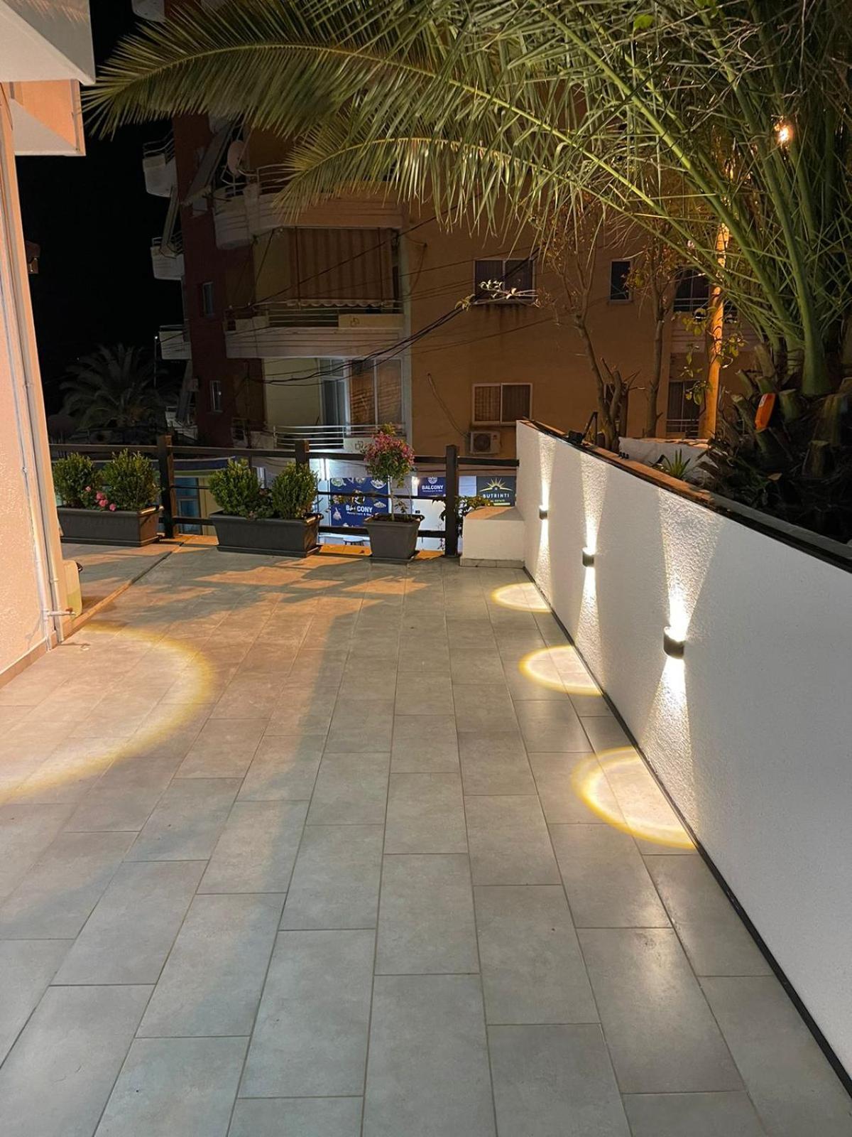 Aries Apartments Sarandë Eksteriør bilde