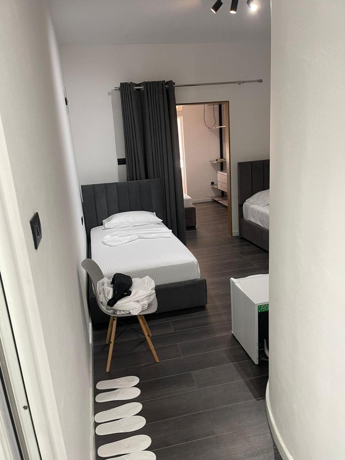 Aries Apartments Sarandë Eksteriør bilde