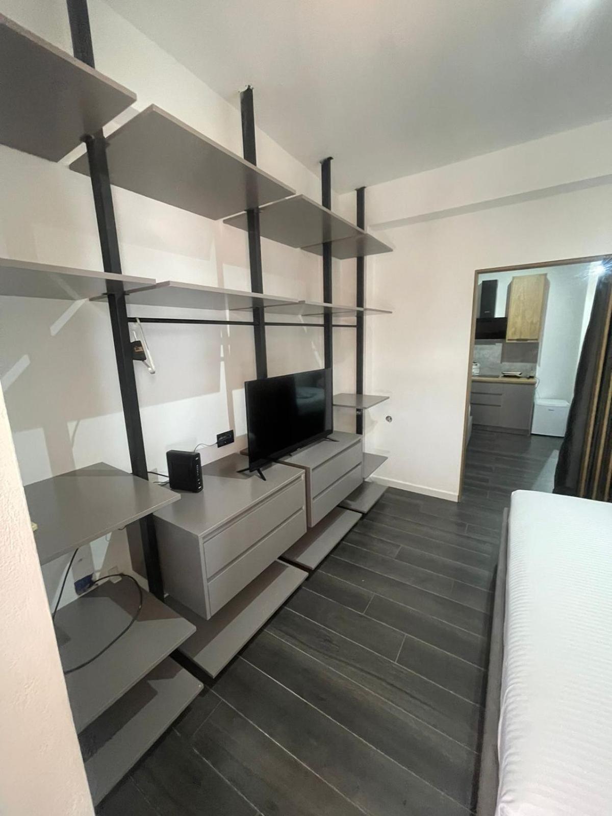 Aries Apartments Sarandë Eksteriør bilde